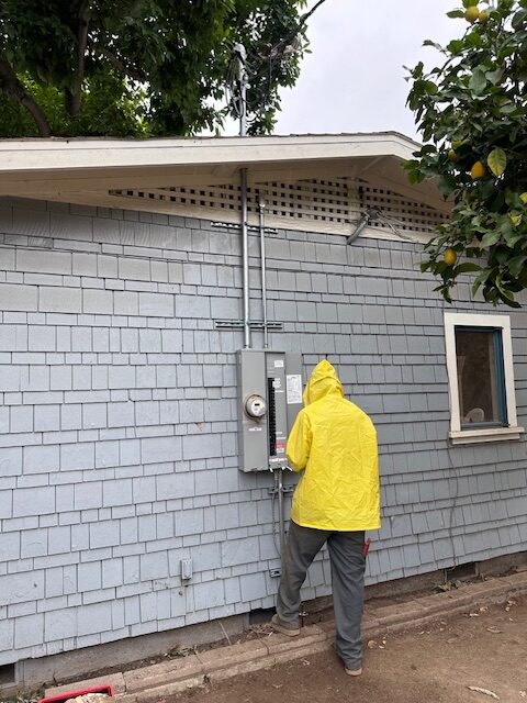 Los Angeles residential street served by Ready Electric