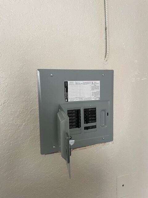 Circuit breaker troubleshooting and electrical panel repair in a Los Angeles home